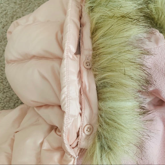 Toddler girl GAP puffer jacket - Picture 9 of 14